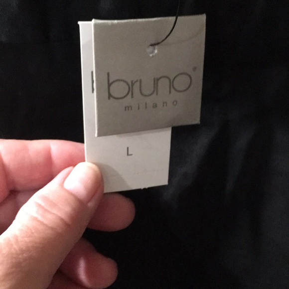 New With Tags Modern Fit Long Sleeve Button Down Shirt (Bruno) - Picture 8 of 14